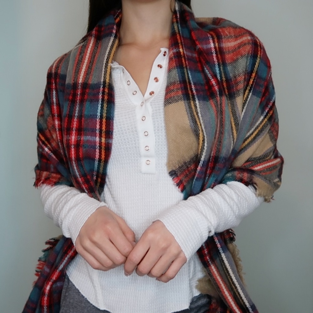 Comfy Plaid Blanket Scarf